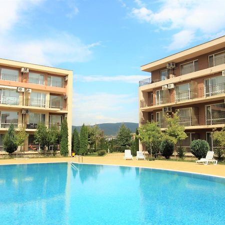 Holiday-Orchid Menada Apartments Слънчев бряг Екстериор снимка