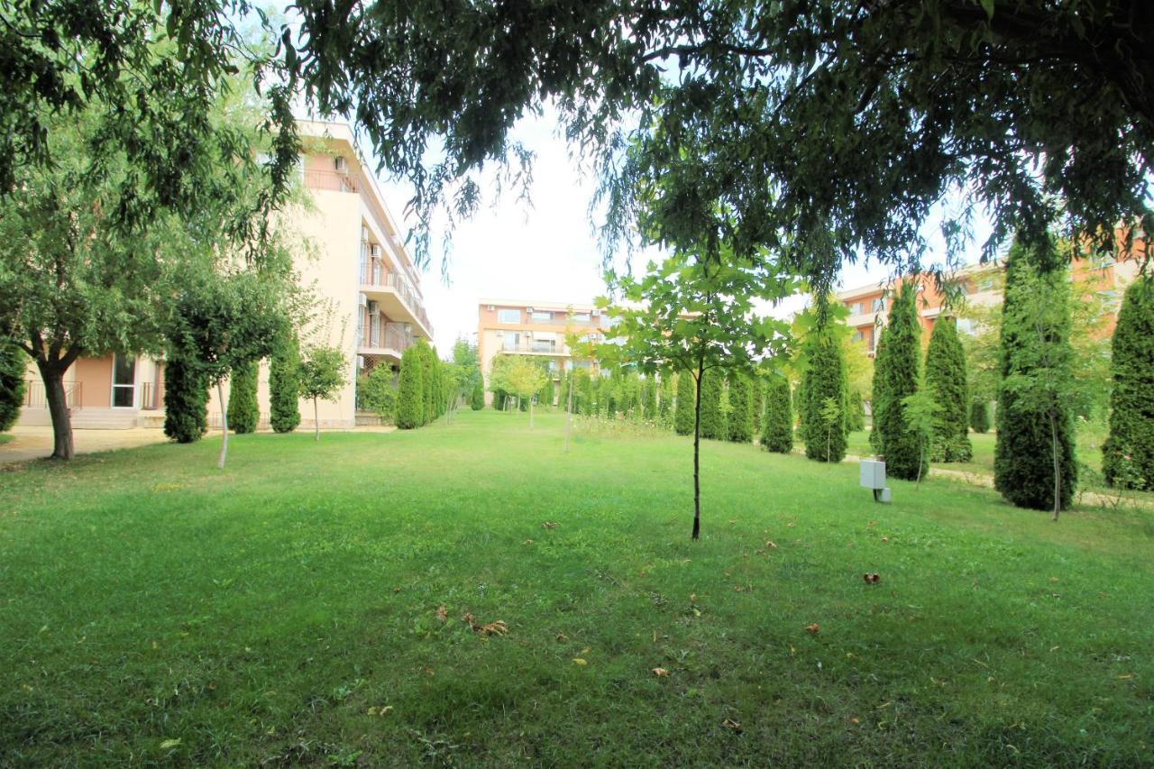 Holiday-Orchid Menada Apartments Слънчев бряг Екстериор снимка