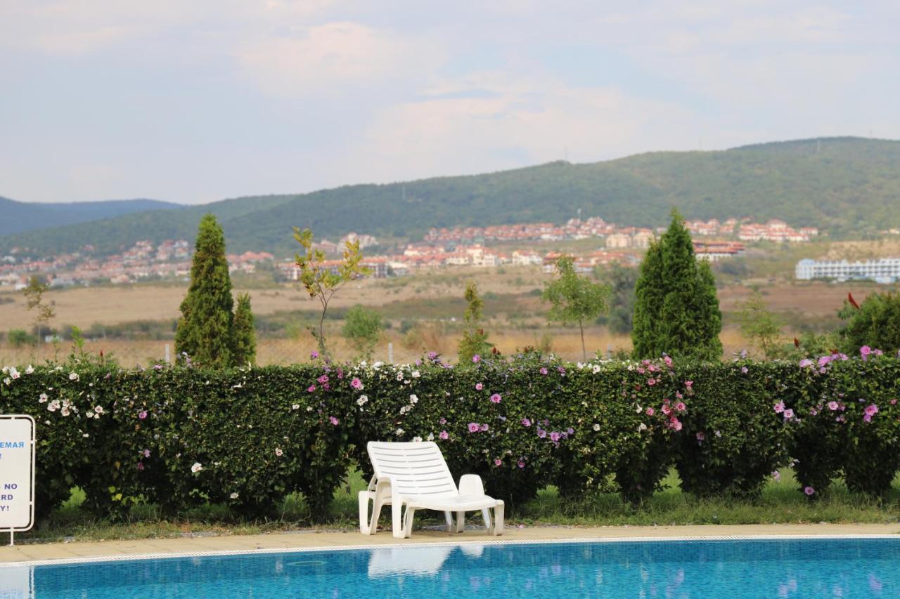 Holiday-Orchid Menada Apartments Слънчев бряг Екстериор снимка