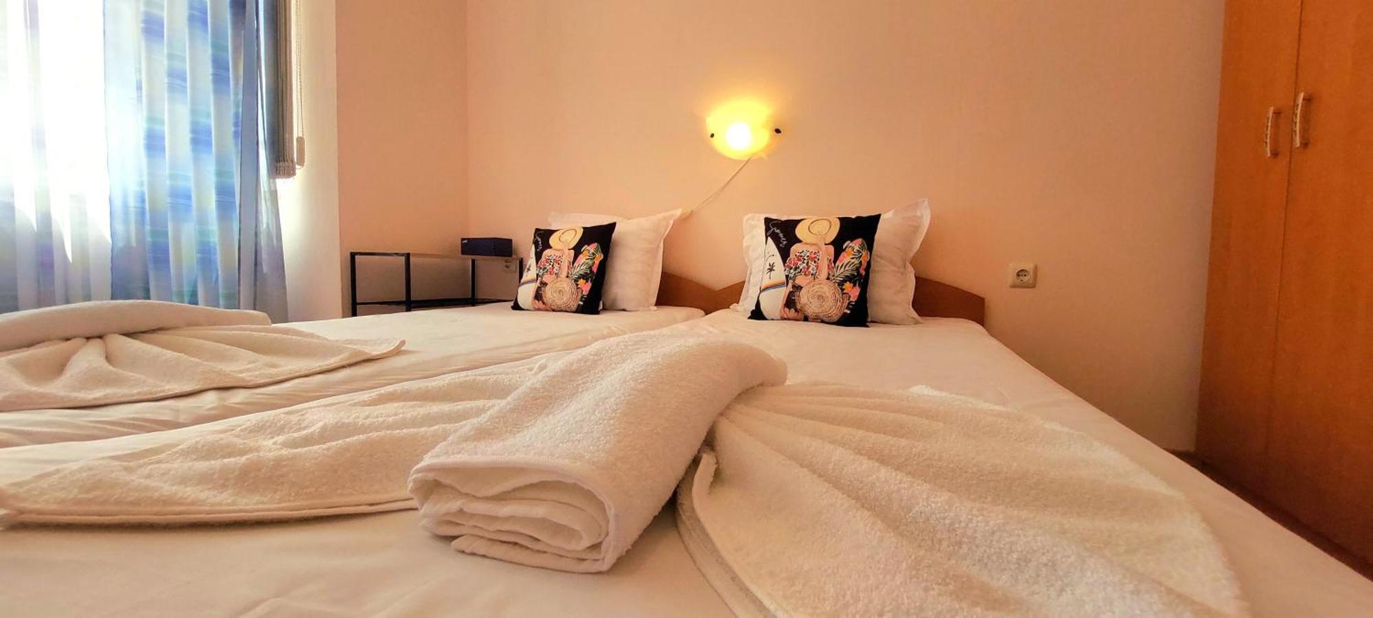Holiday-Orchid Menada Apartments Слънчев бряг Стая снимка